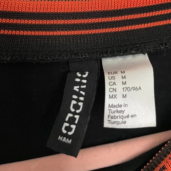 NEVER crop longsleeve - Picture 2 of 3